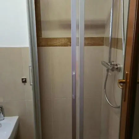 Runchee Alloggio per agriturismo Vercana